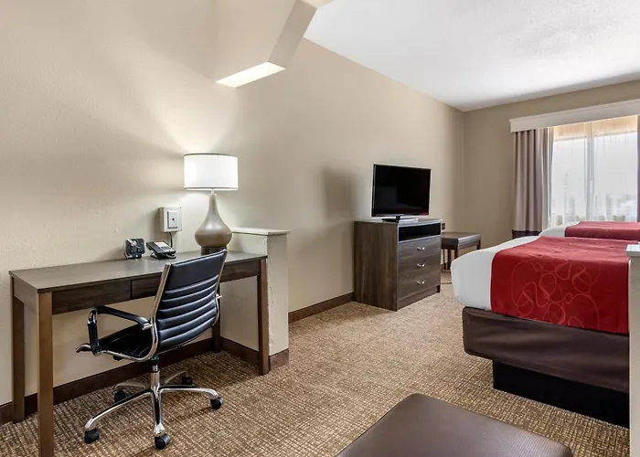 Comfort Suites Near Robins Air Force Base