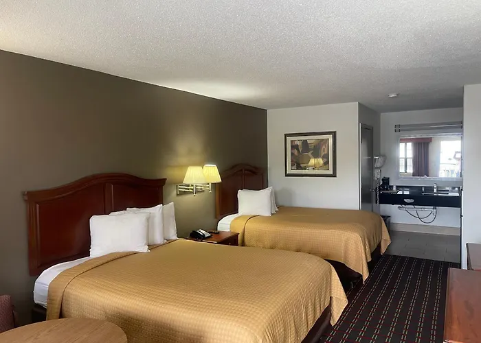 Loyalty Inn Hawkinsville